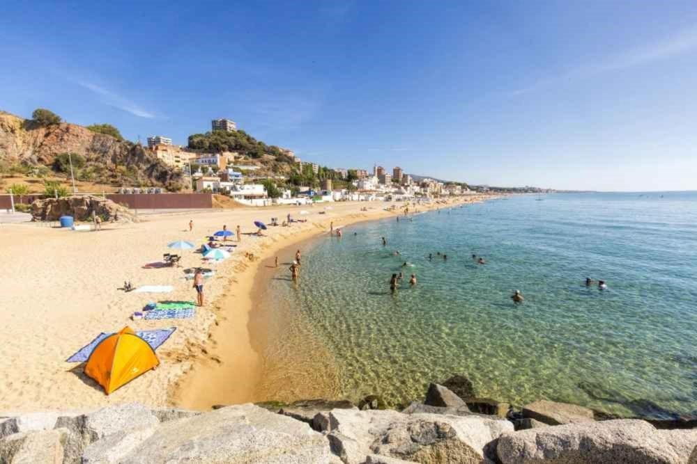 Atico Duplex Playa Area Barcelona Con Spa Exterior Montgat Bagian luar foto